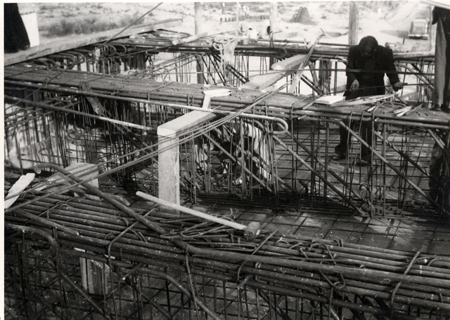 Detalle del puente en construccin
