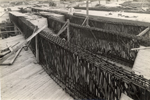 Detalle del puente en construcción