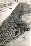Detalle del puente en construcción