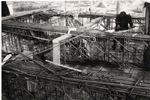 Detalle del puente en construcción