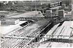 Detalle del puente en construcción