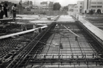 Detalle del puente en construcción