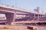 Vista del puente en Rubí sobre la riera de Rubí