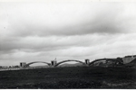 Vista del puente en construcción