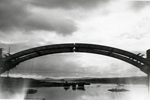 Detalle del puente en construcción