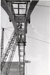 Detalle del puente en construcción