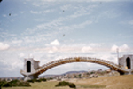 Detalle del puente en construcción