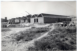Vista de la escuela en construcción