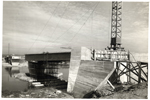 Vista del puente en construcción