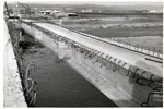 Perspectiva del puente en construcción